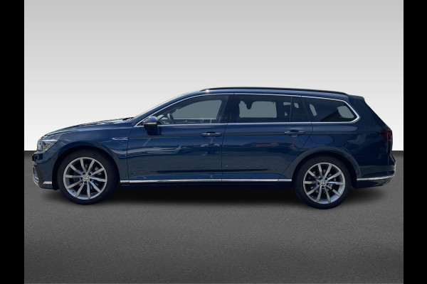 Volkswagen Passat Variant 1.4 TSI PHEV GTE Business | virtual cockpit | headup-display | achteruitrijcamera | adaptive cruise | stoelverwarming
