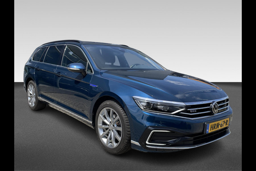 Volkswagen Passat Variant 1.4 TSI PHEV GTE Business | virtual cockpit | headup-display | achteruitrijcamera | adaptive cruise | stoelverwarming