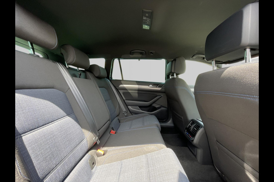 Volkswagen Passat Variant 1.4 TSI PHEV GTE Business | virtual cockpit | headup-display | achteruitrijcamera | adaptive cruise | stoelverwarming