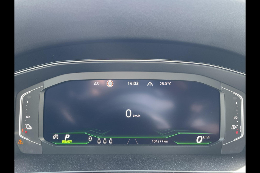 Volkswagen Passat Variant 1.4 TSI PHEV GTE Business | virtual cockpit | headup-display | achteruitrijcamera | adaptive cruise | stoelverwarming