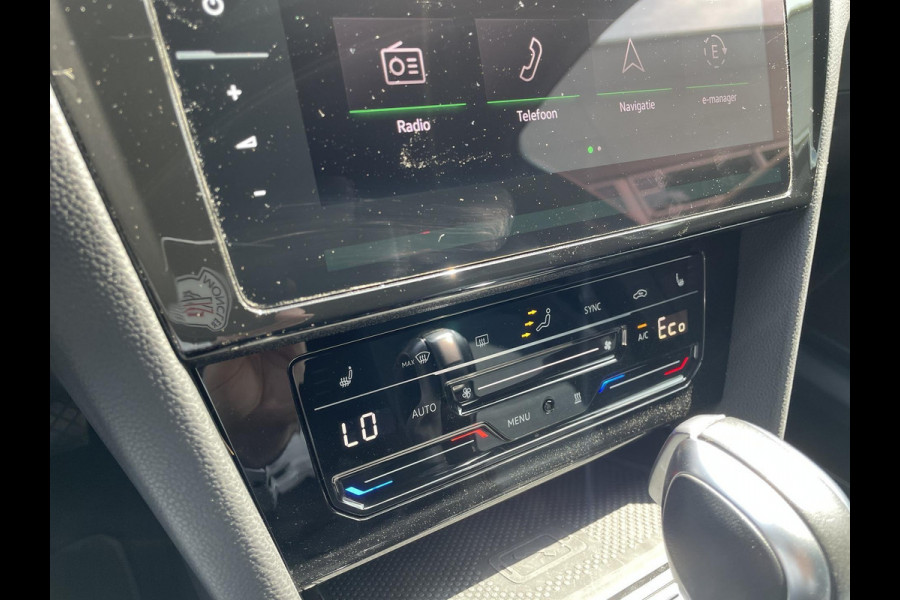 Volkswagen Passat Variant 1.4 TSI PHEV GTE Business | virtual cockpit | headup-display | achteruitrijcamera | adaptive cruise | stoelverwarming