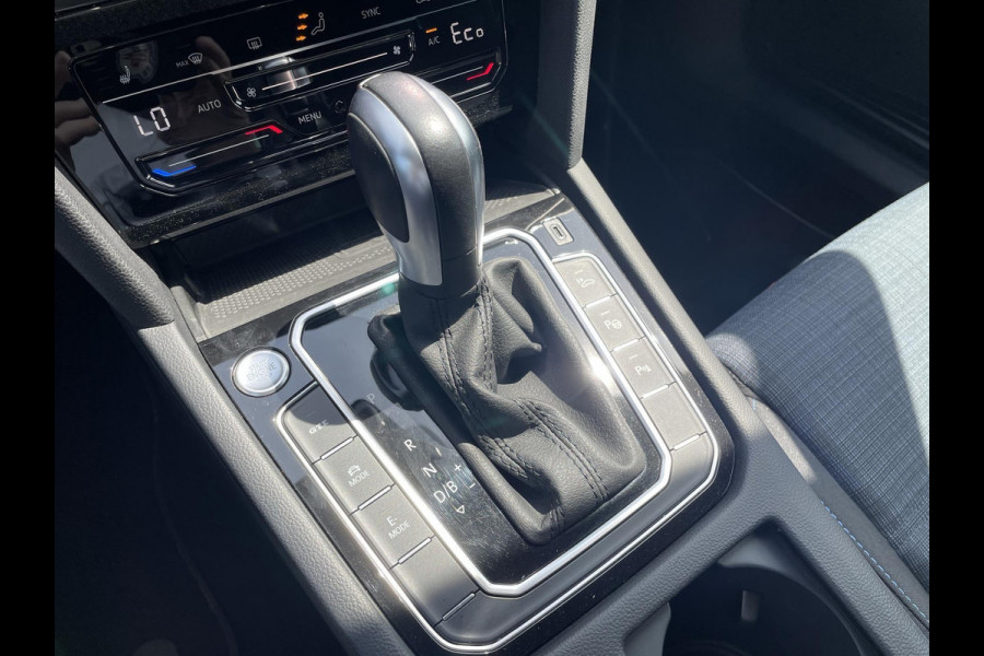 Volkswagen Passat Variant 1.4 TSI PHEV GTE Business | virtual cockpit | headup-display | achteruitrijcamera | adaptive cruise | stoelverwarming