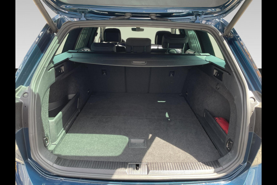 Volkswagen Passat Variant 1.4 TSI PHEV GTE Business | virtual cockpit | headup-display | achteruitrijcamera | adaptive cruise | stoelverwarming
