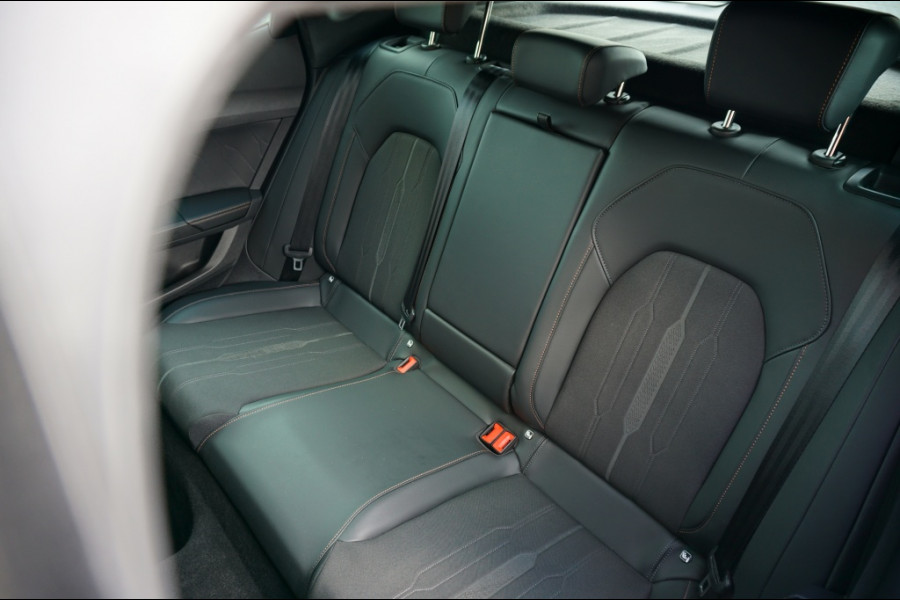 CUPRA Formentor 204PK PHEV Adrenaline NAVI | WINTERPACK | CAMERA | KEYLESS | LUX