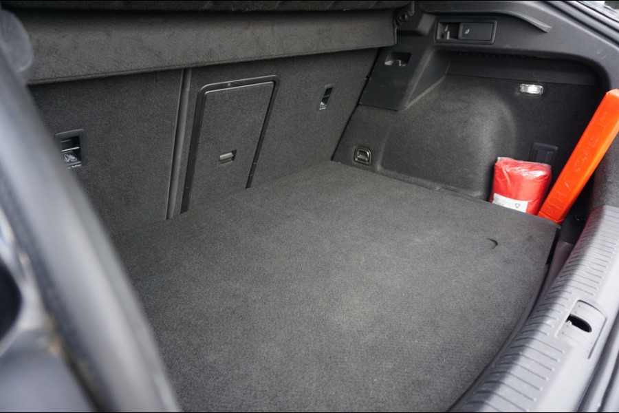 CUPRA Formentor 204PK PHEV Adrenaline NAVI | WINTERPACK | CAMERA | KEYLESS | LUX