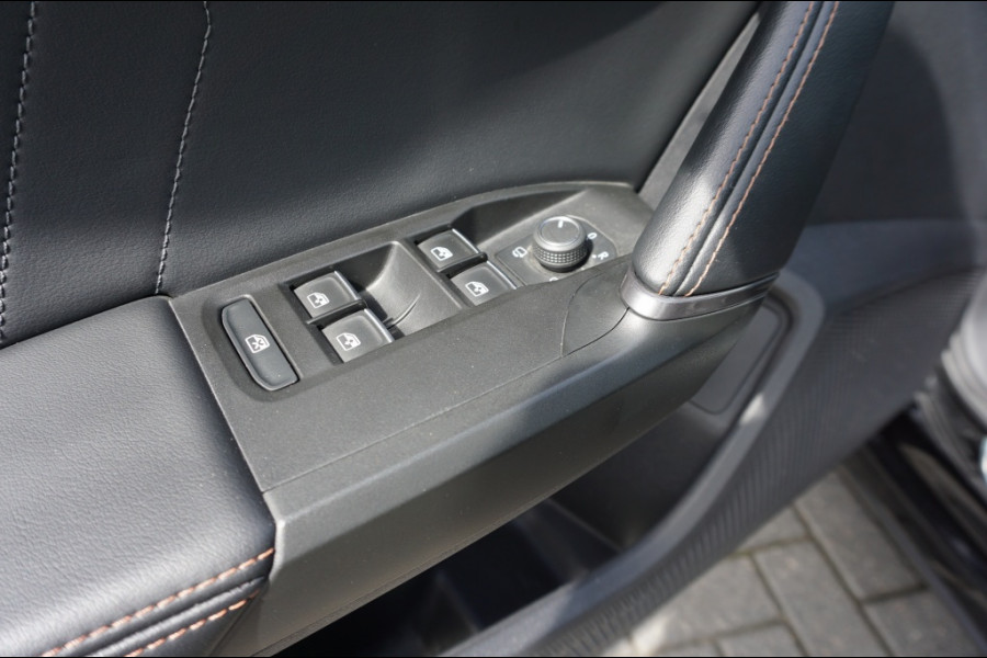 CUPRA Formentor 204PK PHEV Adrenaline NAVI | WINTERPACK | CAMERA | KEYLESS | LUX