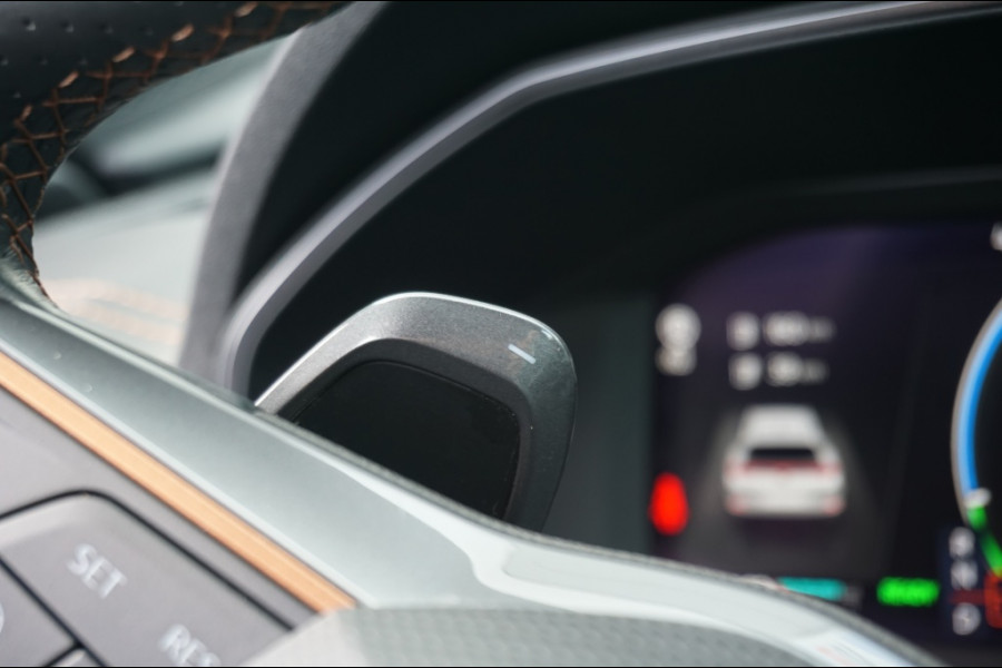 CUPRA Formentor 204PK PHEV Adrenaline NAVI | WINTERPACK | CAMERA | KEYLESS | LUX