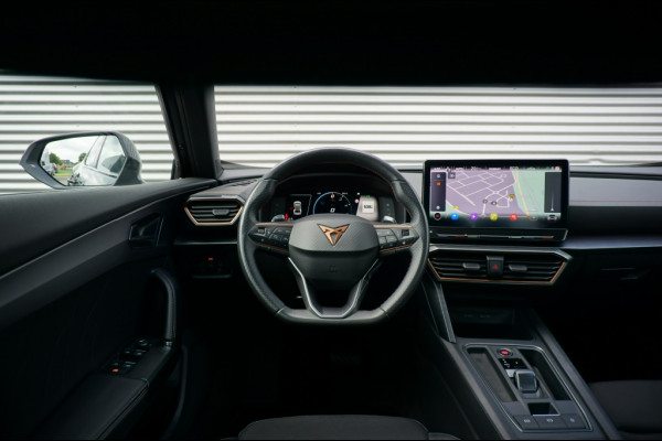 CUPRA Formentor 204PK PHEV Adrenaline NAVI | WINTERPACK | CAMERA | KEYLESS | LUX
