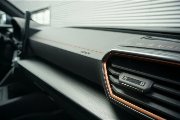 CUPRA Formentor 204PK PHEV Adrenaline NAVI | WINTERPACK | CAMERA | KEYLESS | LUX
