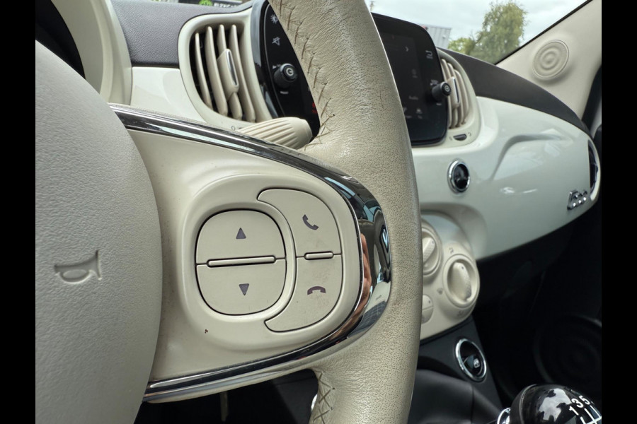 Fiat 500 1.2 Lounge - Media / Navi - Airco - Parkeerhulp - Panoramadak