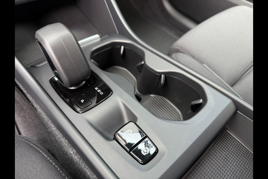 Volvo XC40 1.5 T4 Recharge Inscription Expression - Automaat - Navi - LED - Winterpakket