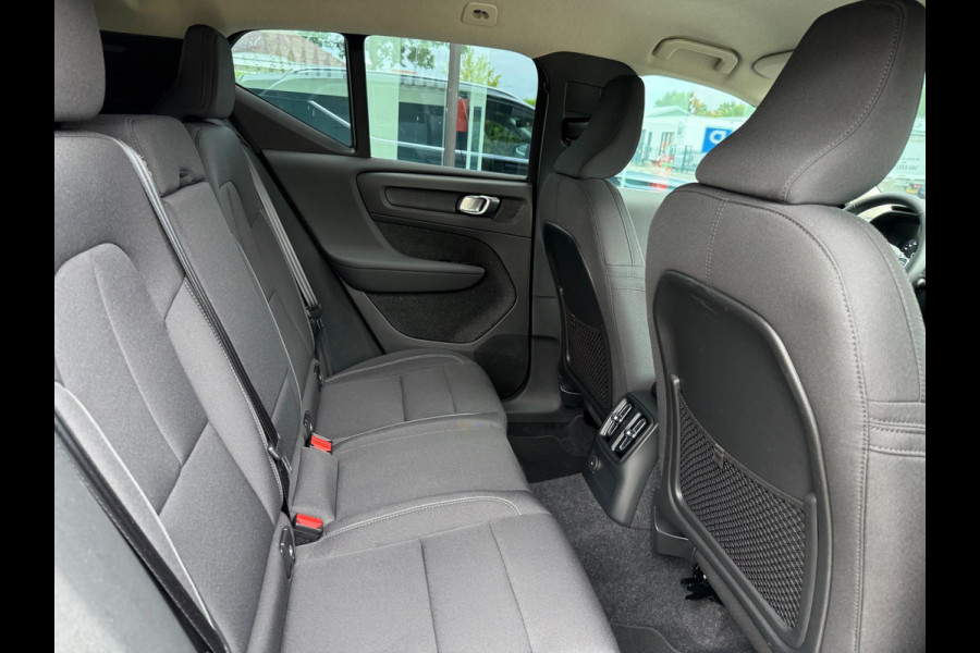 Volvo XC40 1.5 T4 Recharge Inscription Expression - Automaat - Navi - LED - Winterpakket