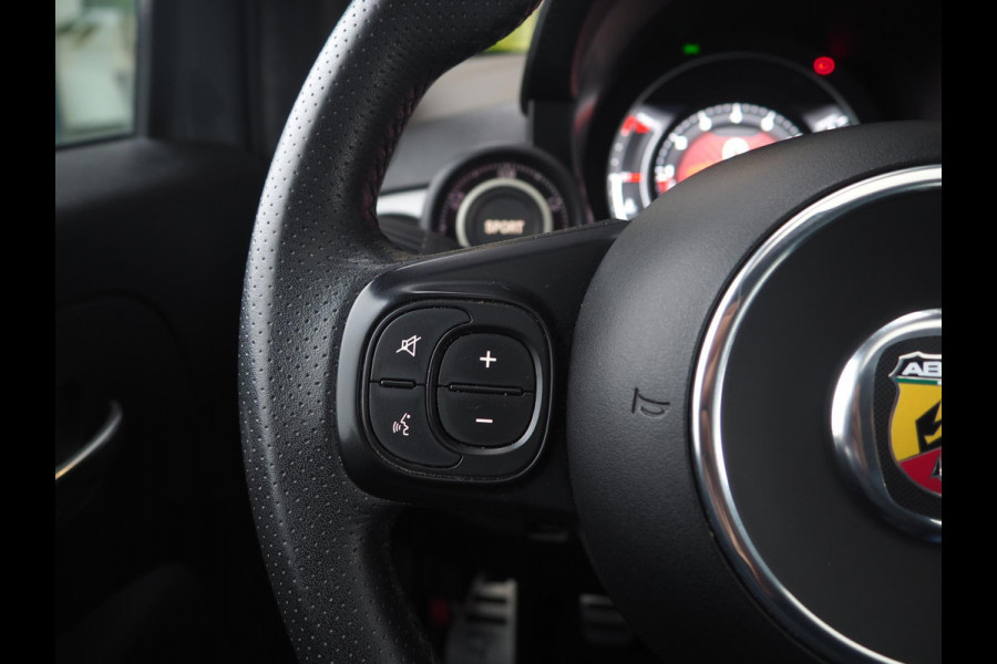 Abarth 595 1.4 T-Jet Turismo 165PK / Pano / CarPlay / Leder / Navi / DAB+ / Senoren
