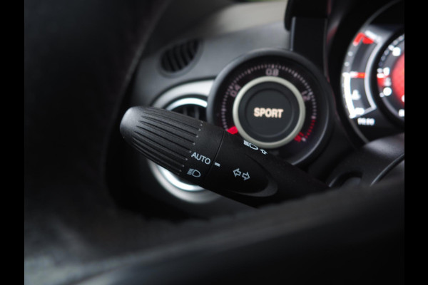 Abarth 595 1.4 T-Jet Turismo 165PK / Pano / CarPlay / Leder / Navi / DAB+ / Senoren