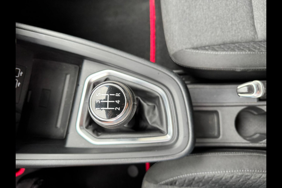Renault Clio TCe 100 Zen NIEUW MODEL Airco / Led / Navi via Apple carplay & Android auto