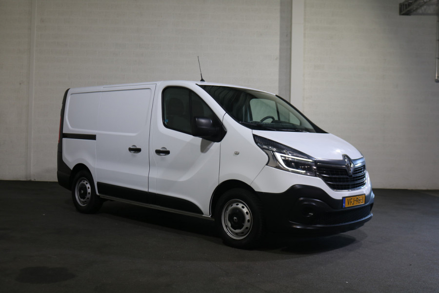 Renault Trafic 2.0 dCi 120pk L1 H1 Airco Navigatie 2x Schuifdeur