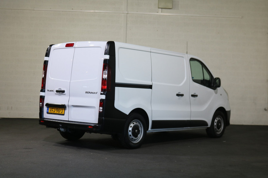 Renault Trafic 2.0 dCi 120pk L1 H1 Airco Navigatie 2x Schuifdeur