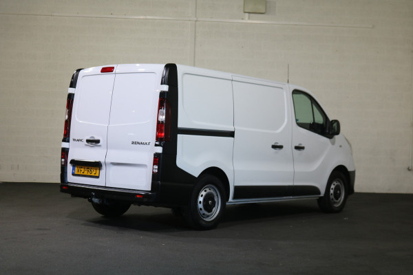 Renault Trafic 2.0 dCi 120pk L1 H1 Airco Navigatie 2x Schuifdeur