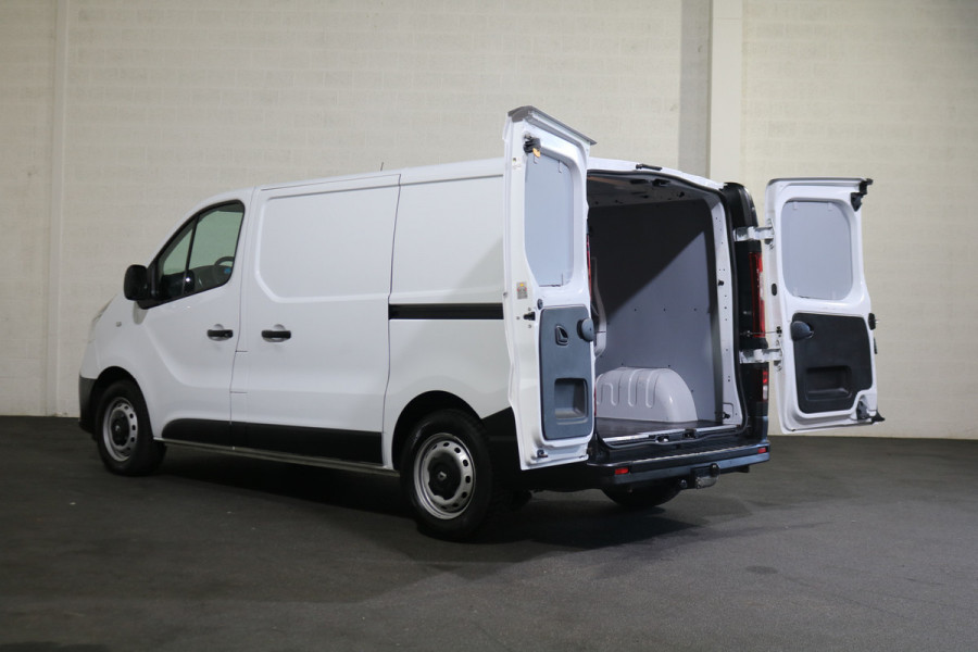 Renault Trafic 2.0 dCi 120pk L1 H1 Airco Navigatie 2x Schuifdeur
