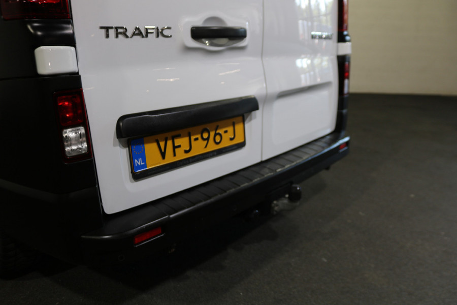 Renault Trafic 2.0 dCi 120pk L1 H1 Airco Navigatie 2x Schuifdeur
