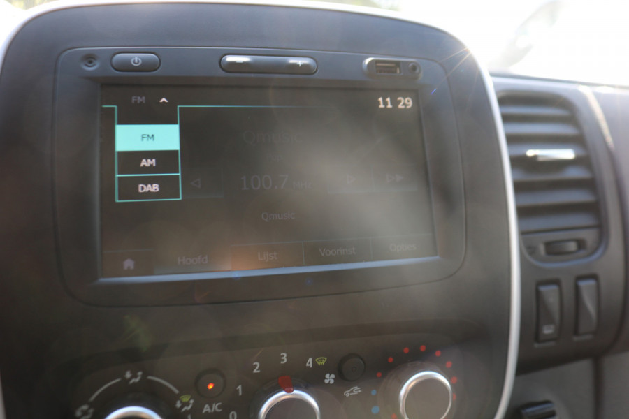 Renault Trafic 2.0 dCi 120pk L1 H1 Airco Navigatie 2x Schuifdeur