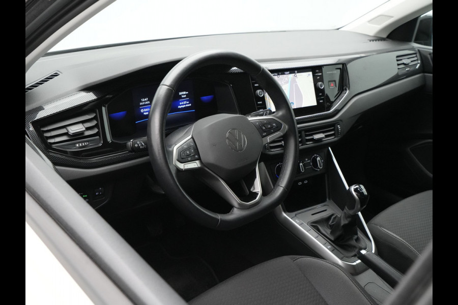 Volkswagen Polo 1.0 TSI 95pk Life Trekhaak Carplay Pdc Acc