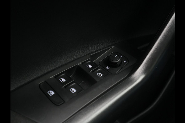 Volkswagen Polo 1.0 TSI 95pk Life Trekhaak Carplay Pdc Acc