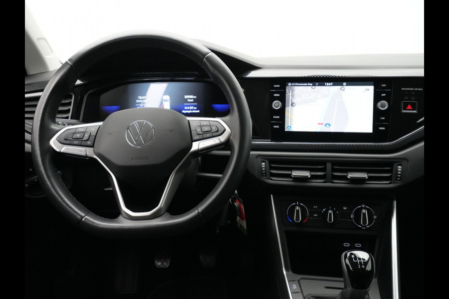 Volkswagen Polo 1.0 TSI 95pk Life Trekhaak Carplay Pdc Acc