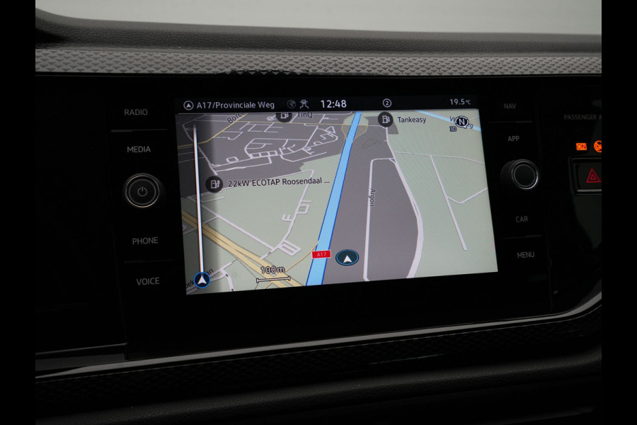 Volkswagen Polo 1.0 TSI 95pk Life Trekhaak Carplay Pdc Acc