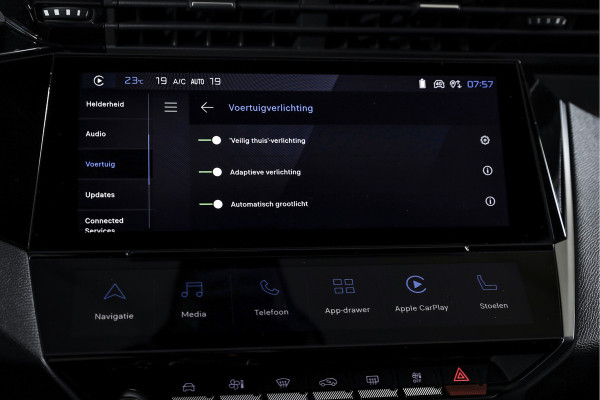 Peugeot 308 1.2 PureTech 130 PK GT - Automaat | 3D Dig. Cockpit | Adapt. Cruise | Stoelverwarming | Camera | PDC | NAV + App Connect | ECC | LM 18'' |