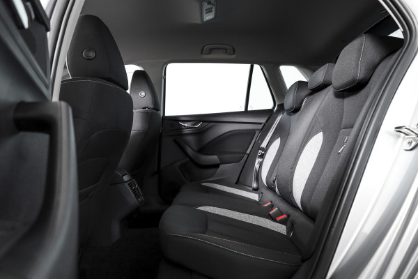 Škoda Kamiq 1.0 TSI 110 PK Business Edition - Automaat | Dig. Cockpit | Adapt. Cruise | Stoel-+Stuurverw. | PDC | App. Connect | ECC | LED | Elek. Klep | DAB | LM 16" |
