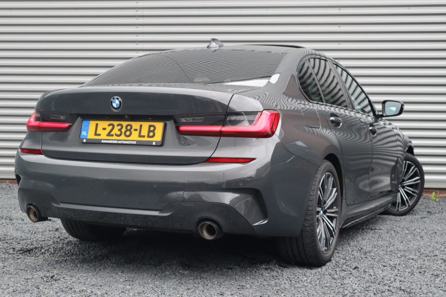 BMW 3-serie 330i M-Sport Panorama / Harman Kardon / Laser / Leder / M Performance /