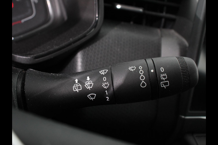 Renault Clio 1.6 E-Tech Hybrid 140pk Automaat Zen | Navigatie | Trekhaak | Airco | Cruise Control | Lichtmetalen Velgen