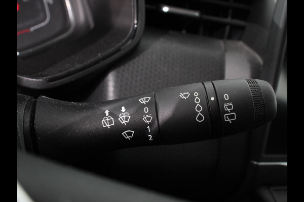 Renault Clio 1.6 E-Tech Hybrid 140pk Automaat Zen | Navigatie | Trekhaak | Airco | Cruise Control | Lichtmetalen Velgen