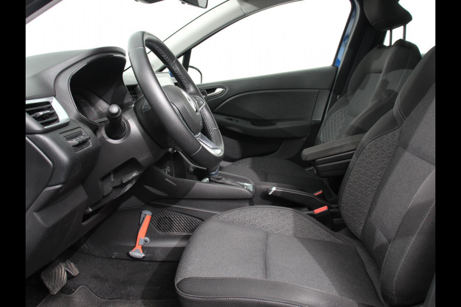 Renault Clio 1.6 E-Tech Hybrid 140pk Automaat Zen | Navigatie | Trekhaak | Airco | Cruise Control | Lichtmetalen Velgen