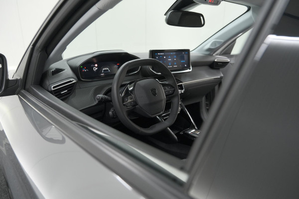 Peugeot 208 Hybrid 100 e-DCS6 Allure | Camera | Keyless Entry | Apple Carplay | Parkeersensoren