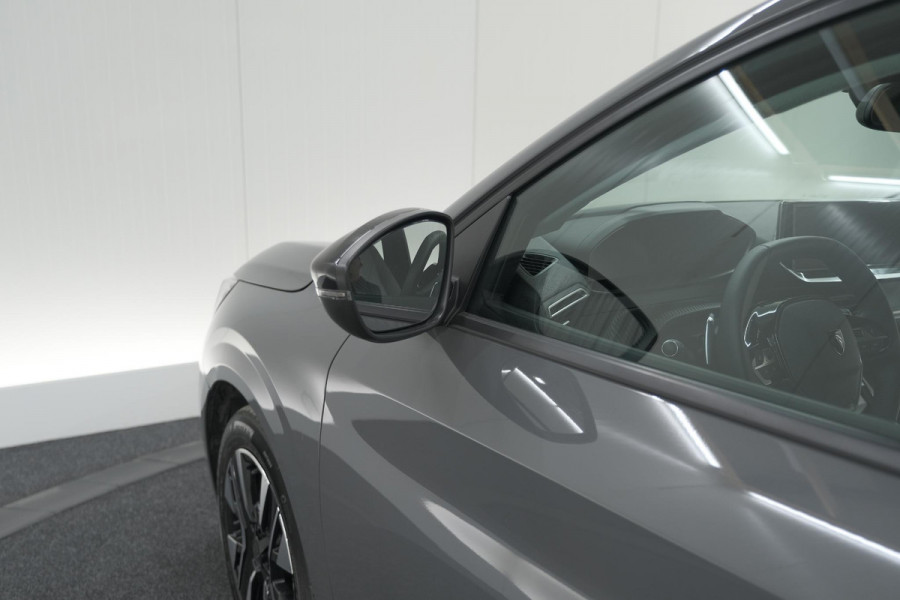 Peugeot 208 Hybrid 100 e-DCS6 Allure | Camera | Keyless Entry | Apple Carplay | Parkeersensoren