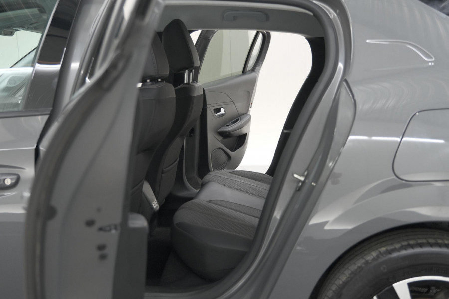 Peugeot 208 Hybrid 100 e-DCS6 Allure | Camera | Keyless Entry | Apple Carplay | Parkeersensoren