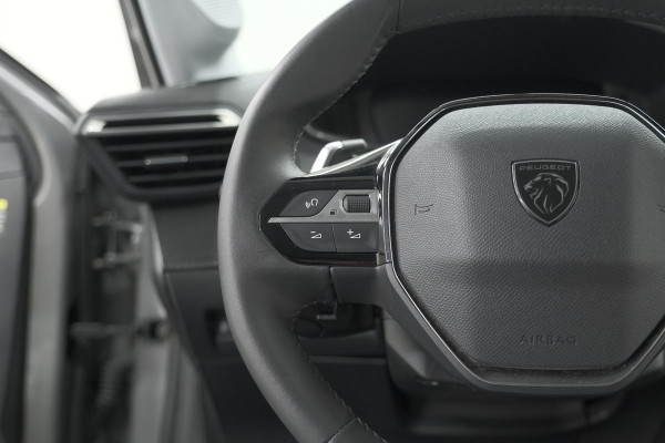 Peugeot 208 Hybrid 100 e-DCS6 Allure | Camera | Keyless Entry | Apple Carplay | Parkeersensoren