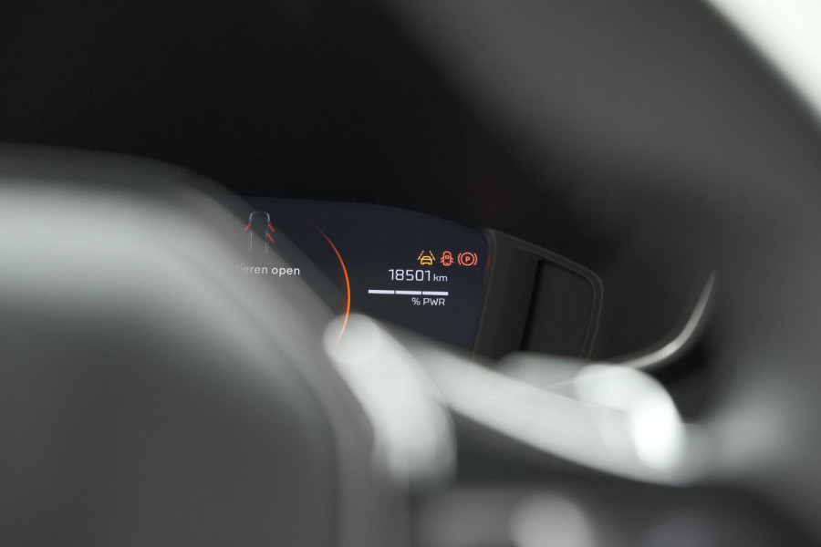 Peugeot 208 Hybrid 100 e-DCS6 Allure | Camera | Keyless Entry | Apple Carplay | Parkeersensoren