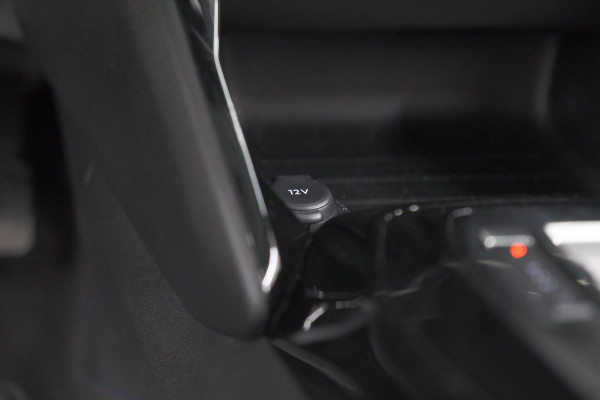 Peugeot 208 Hybrid 100 e-DCS6 Allure | Camera | Keyless Entry | Apple Carplay | Parkeersensoren