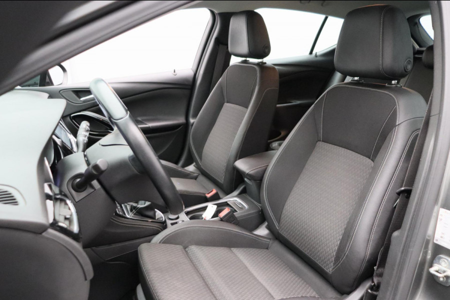 Opel Astra 1.4 Turbo Business+ Trekhaak Navigatie Camera Climate-control Cruise 1e EIgenaar