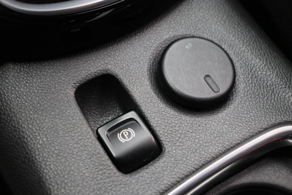 Opel Astra 1.4 Turbo Business+ Trekhaak Navigatie Camera Climate-control Cruise 1e EIgenaar