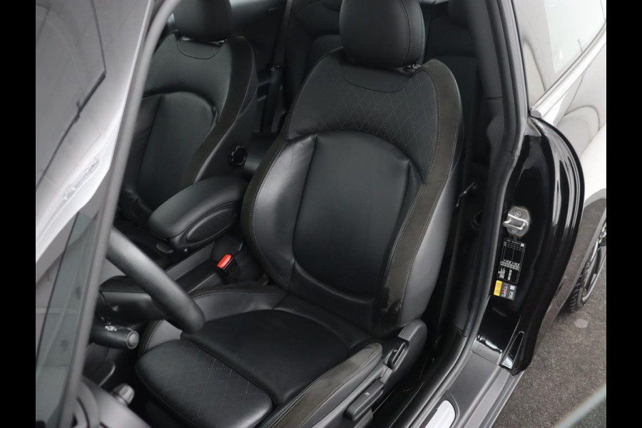 MINI Mini Electric Charged 33 kWh | Leder | Stoelverwarming | Head-Up | Harman/Kardon | Keyless | Full LED | Camera | Climate control | Cruise control