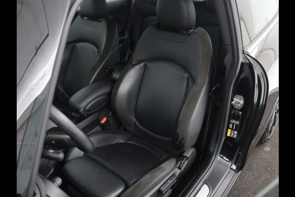 MINI Mini Electric Charged 33 kWh | Leder | Stoelverwarming | Head-Up | Harman/Kardon | Keyless | Full LED | Camera | Climate control | Cruise control