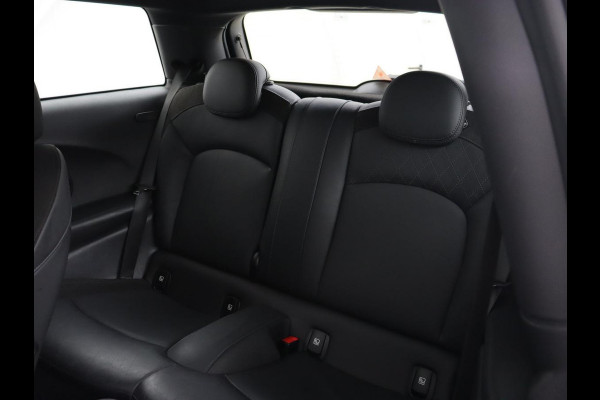 MINI Mini Electric Charged 33 kWh | Leder | Stoelverwarming | Head-Up | Harman/Kardon | Keyless | Full LED | Camera | Climate control | Cruise control