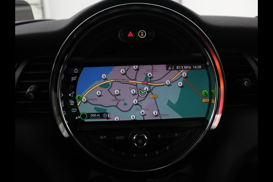 MINI Mini Electric Charged 33 kWh | Leder | Stoelverwarming | Head-Up | Harman/Kardon | Keyless | Full LED | Camera | Climate control | Cruise control