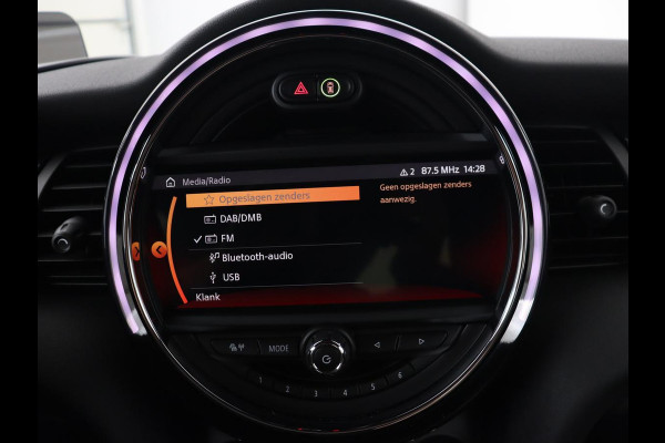 MINI Mini Electric Charged 33 kWh | Leder | Stoelverwarming | Head-Up | Harman/Kardon | Keyless | Full LED | Camera | Climate control | Cruise control