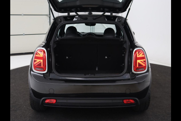 MINI Mini Electric Charged 33 kWh | Leder | Stoelverwarming | Head-Up | Harman/Kardon | Keyless | Full LED | Camera | Climate control | Cruise control