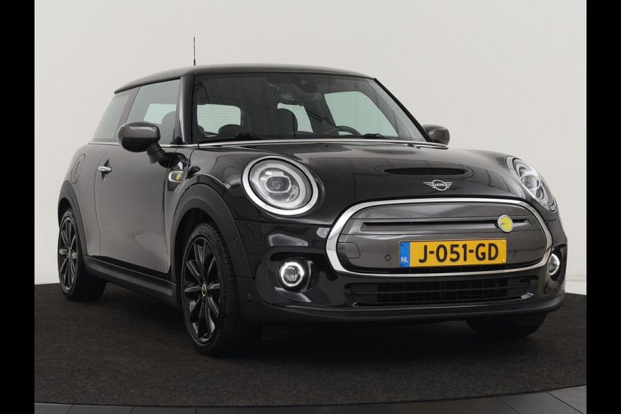 MINI Mini Electric Charged 33 kWh | Leder | Stoelverwarming | Head-Up | Harman/Kardon | Keyless | Full LED | Camera | Climate control | Cruise control